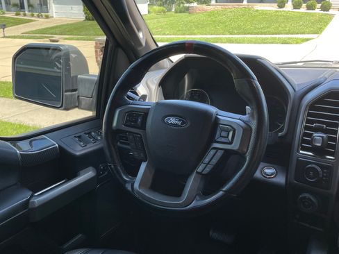 Used 2018 Ford F150 Raptor w/ Equipment Group 802A Luxury AWD/4WD image 16