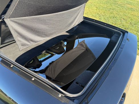 Used 2001 Chevrolet Corvette Coupe w/ Preferred Equipment Group2 image 11