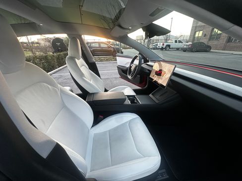 Used 2024 Tesla Model 3 Long Range image 15