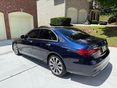Used 2021 Mercedes-Benz E 350 E 350 Sedan 4D image 9