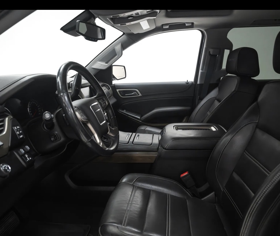 Used 2019 GMC Yukon XL Denali w/ Denali Ultimate Package RWD image 13