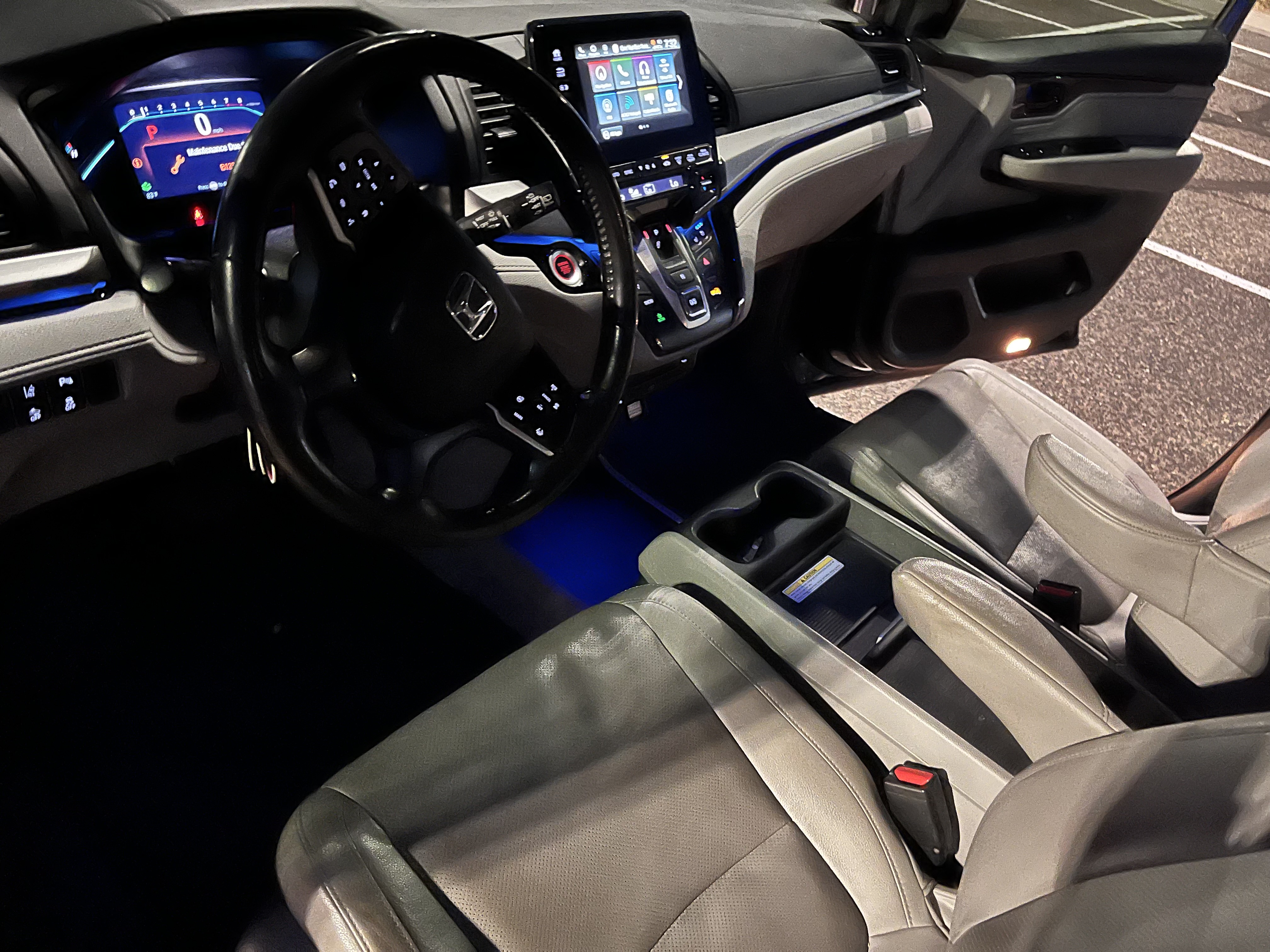 Used 2018 Honda Odyssey Elite image 8
