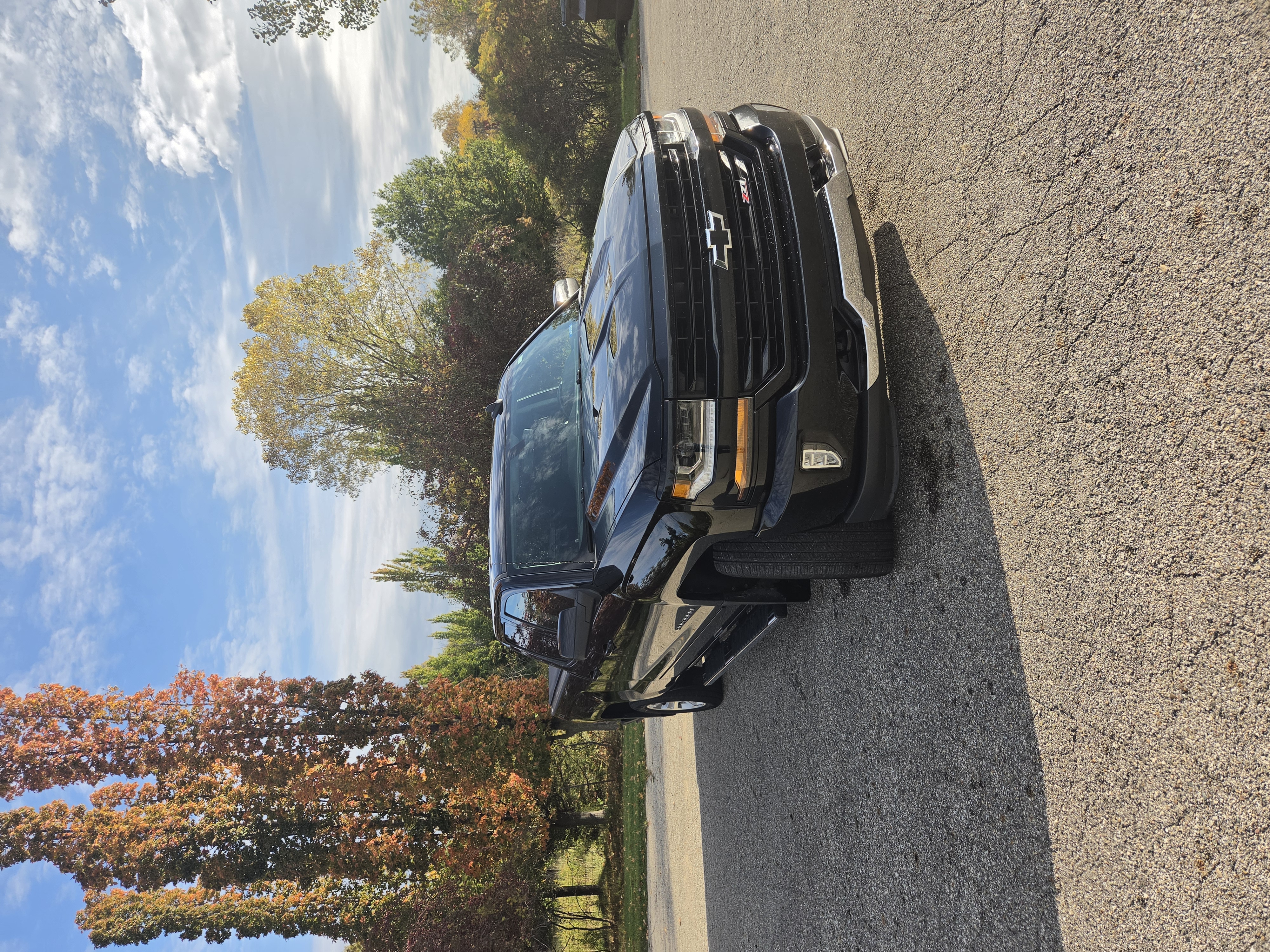 Used 2019 Chevrolet Silverado 1500 LT w/ All Star Edition AWD/4WD image 2