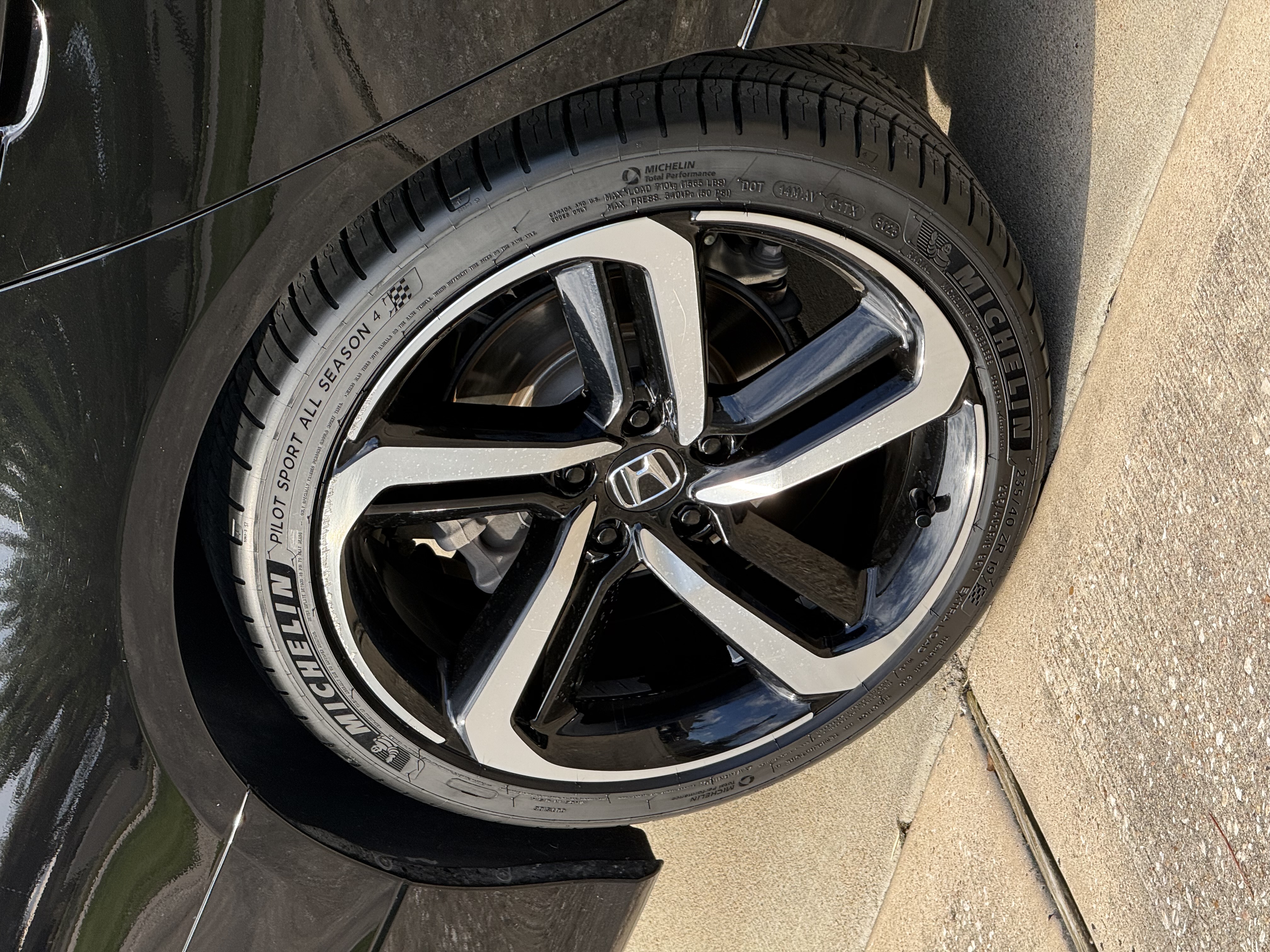 Used 2021 Honda Accord Sport image 13