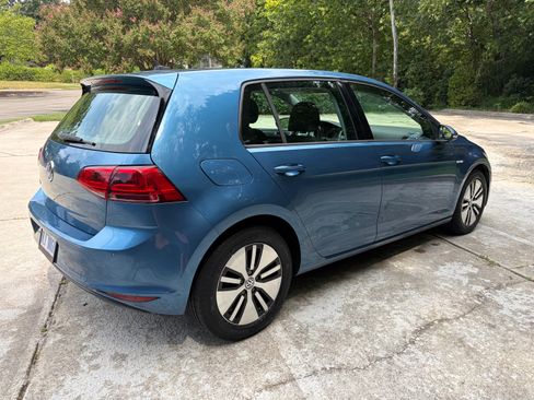 Used 2016 Volkswagen e-Golf SEL Premium FWD image 6