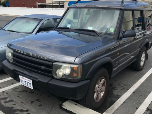 Used 2003 Land Rover Discovery S image 10