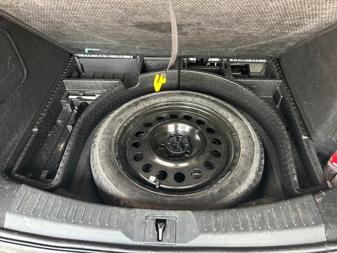 Used 2015 Lincoln MKC FWD w/ Equipment Group 101A Select image 30