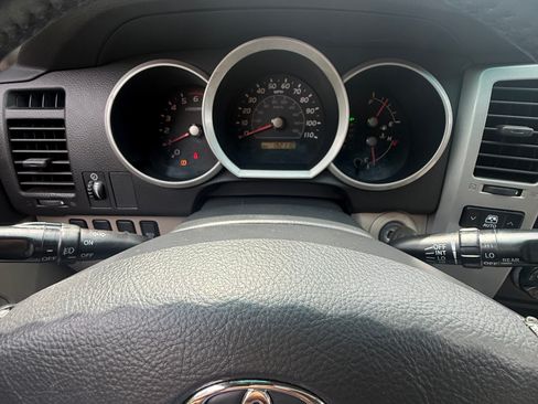 Used 2008 Toyota 4Runner Sport RWD image 18