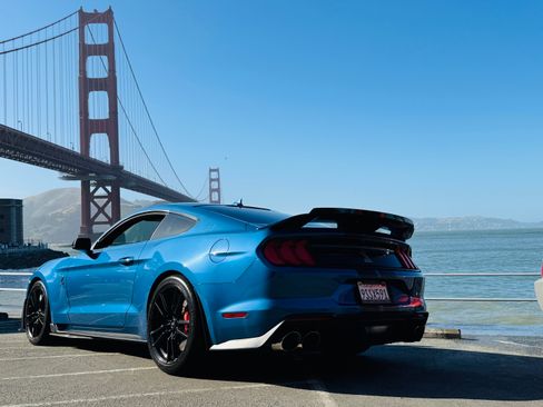 Used 2021 Ford Mustang Shelby GT500 w/ Technology Package image 1