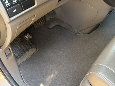 Used 2011 Honda Odyssey EX-L image 16