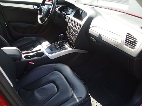Used 2011 Audi A4 2.0T Premium image 13