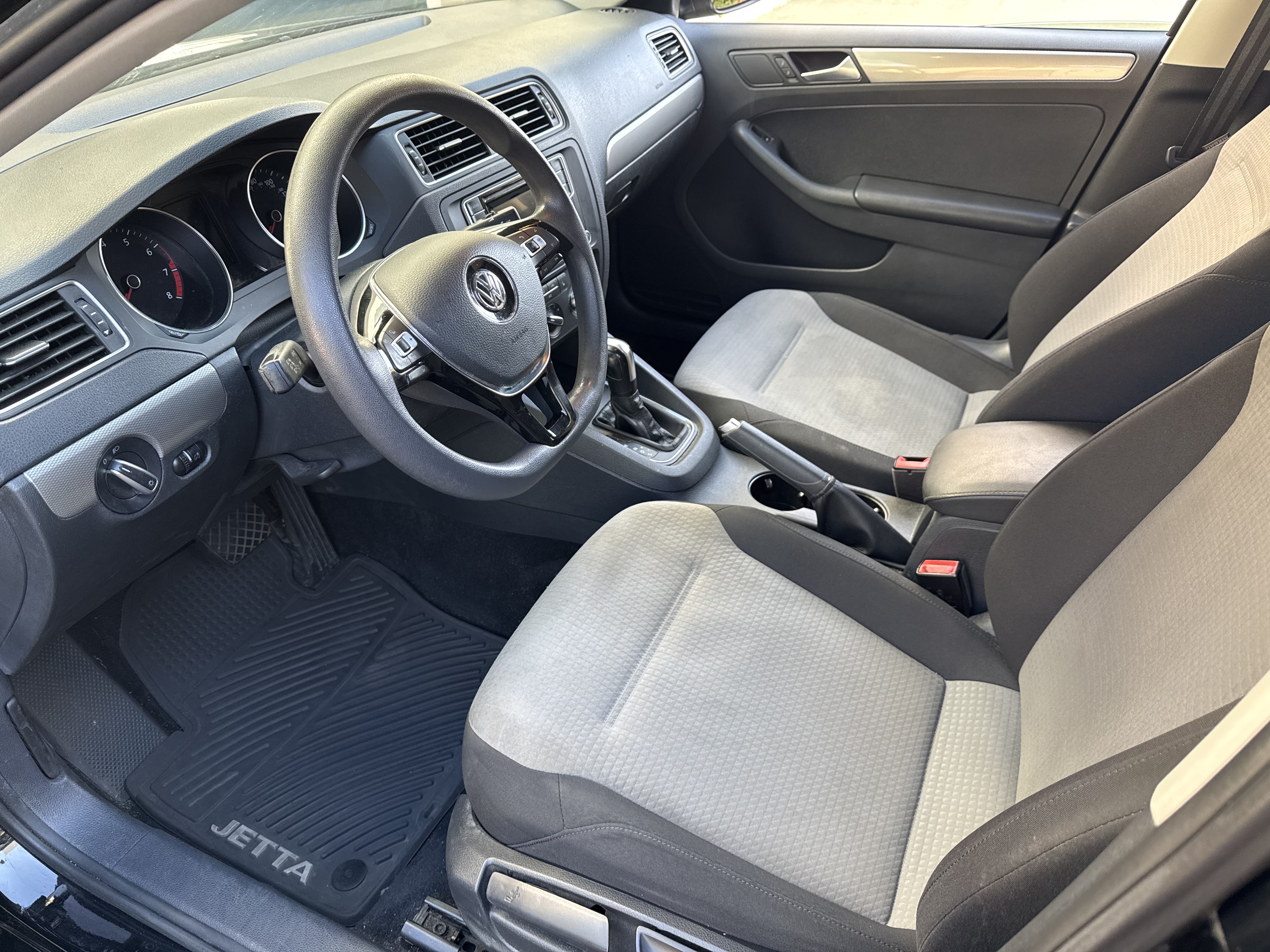 Used 2017 Volkswagen Jetta S FWD image 8
