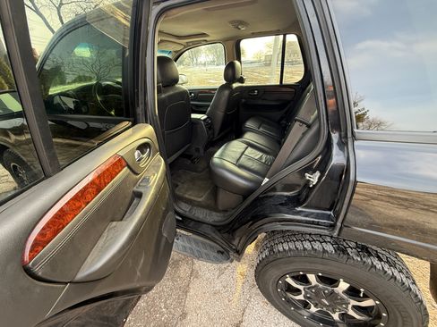 Used 2007 GMC Envoy SLT image 14