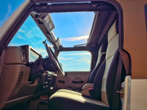 Used 2005 Jeep Wrangler Sport w/ 30" Tire & Wheel Group image 2