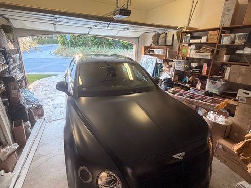 Used 2019 Bentley Bentayga image 10