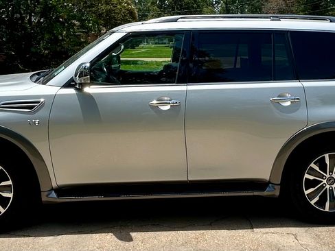 Used 2020 Nissan Armada SL w/ Premium Package RWD image 1