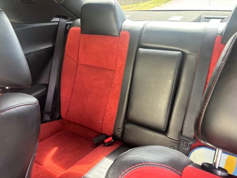 Used 2023 Dodge Challenger R/T Scat Pack RWD image 9