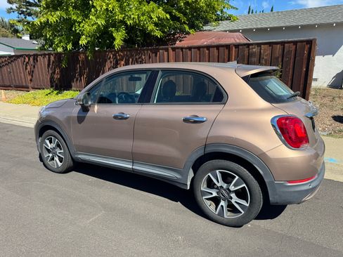 Used 2017 FIAT 500X Pop w/ Pop Popular Equipment Package FWD image 1
