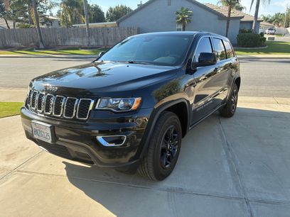 Used 2017 Jeep Grand Cherokee Laredo