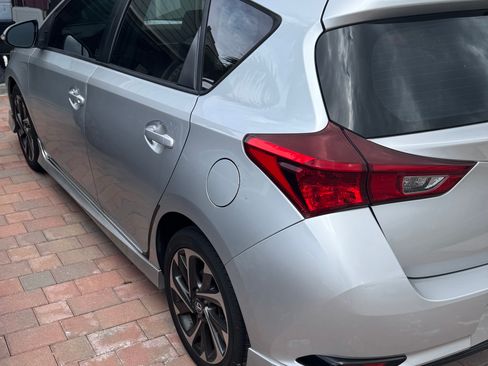 Used 2017 Toyota Corolla iM FWD image 5