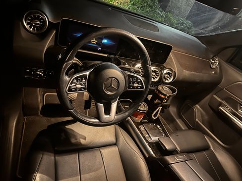 Used 2021 Mercedes-Benz GLA 250 image 16