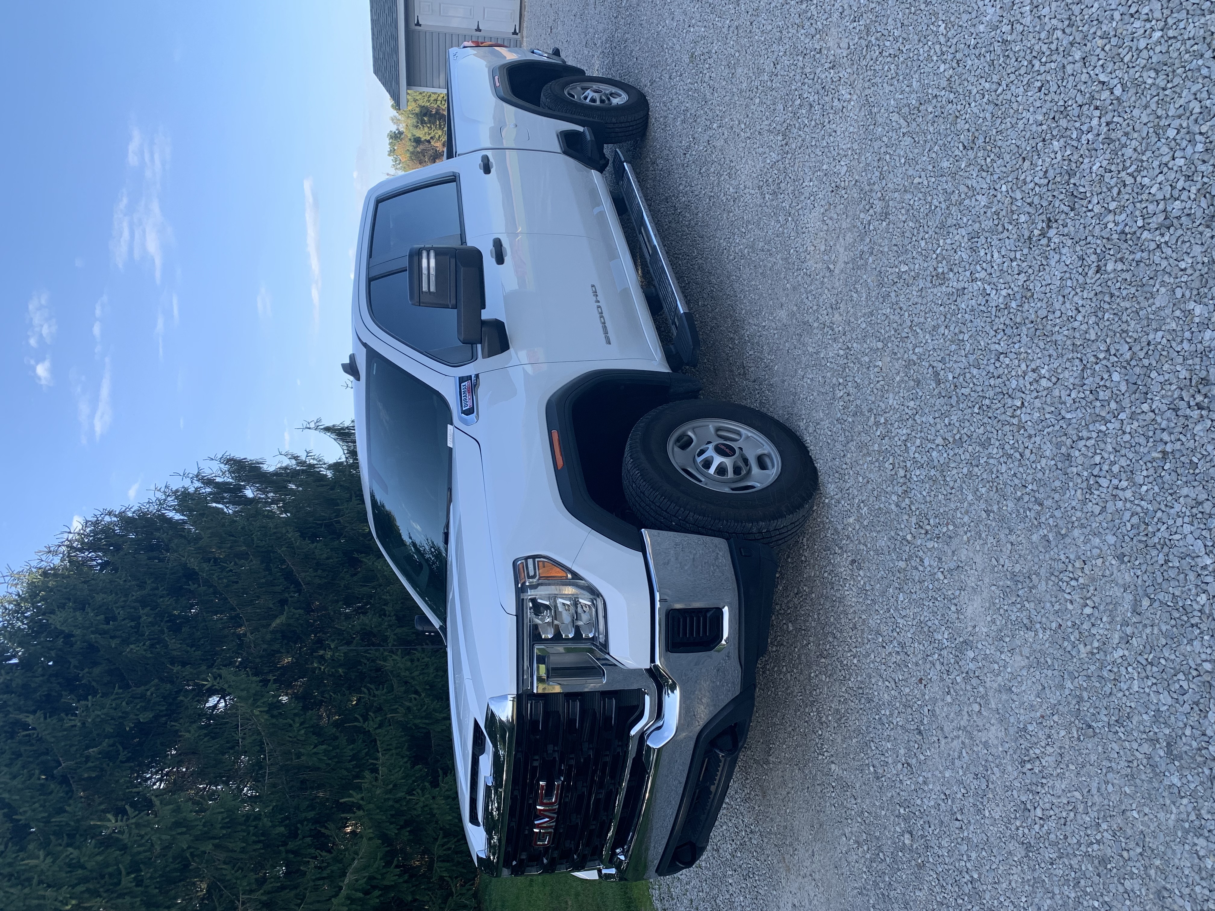 Used 2021 GMC Sierra 2500 4x4 Crew Cab w/ Gooseneck/5TH Wheel Package image 2