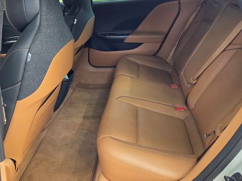 Used 2025 Lucid Air Touring AWD/4WD image 8