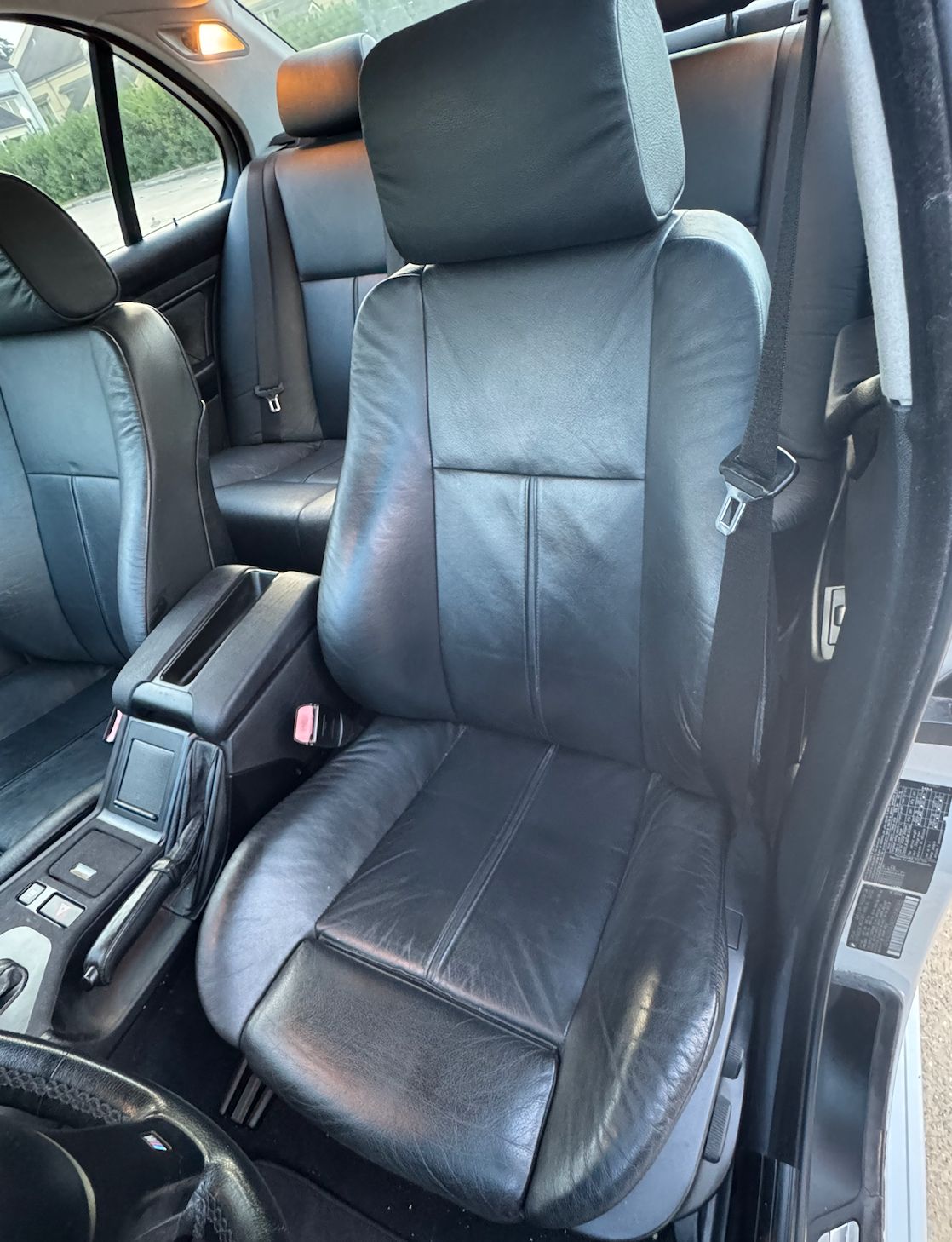 Used 2002 BMW 540i Sedan RWD image 26