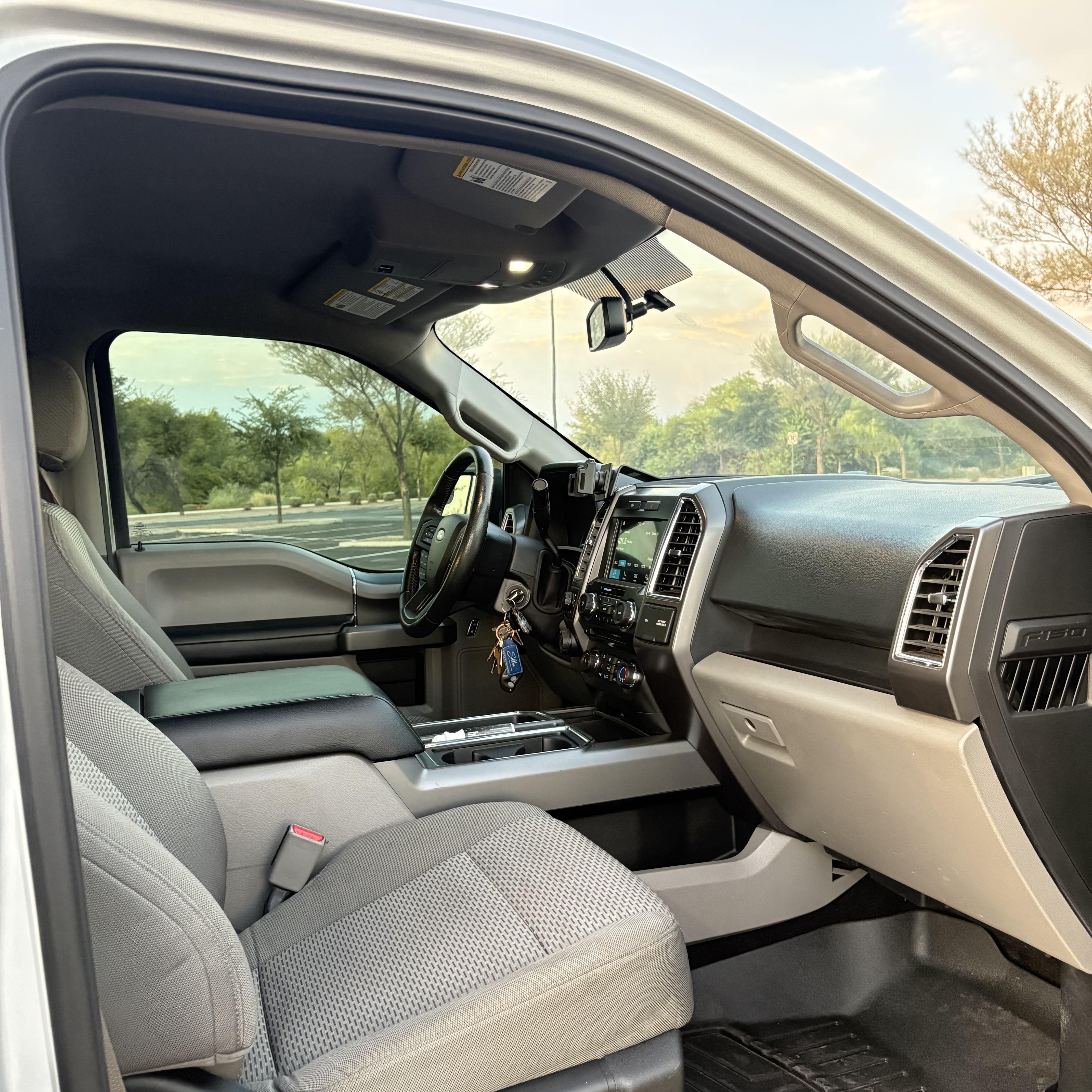 Used 2016 Ford F150 XLT w/ Equipment Group 302A Luxury AWD/4WD image 18