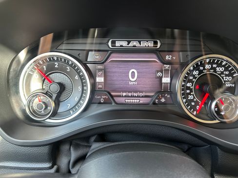 Used 2020 RAM 1500 Laramie image 18