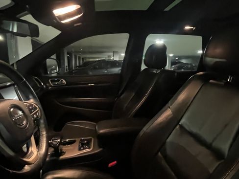 Used 2014 Jeep Grand Cherokee Limited w/ Luxury Group II image 10