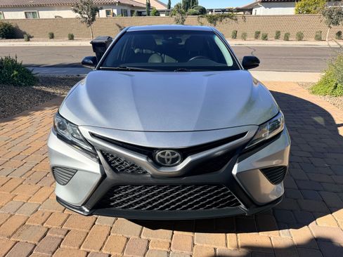 Used 2018 Toyota Camry SE w/ Protection Package (Q2) image 4