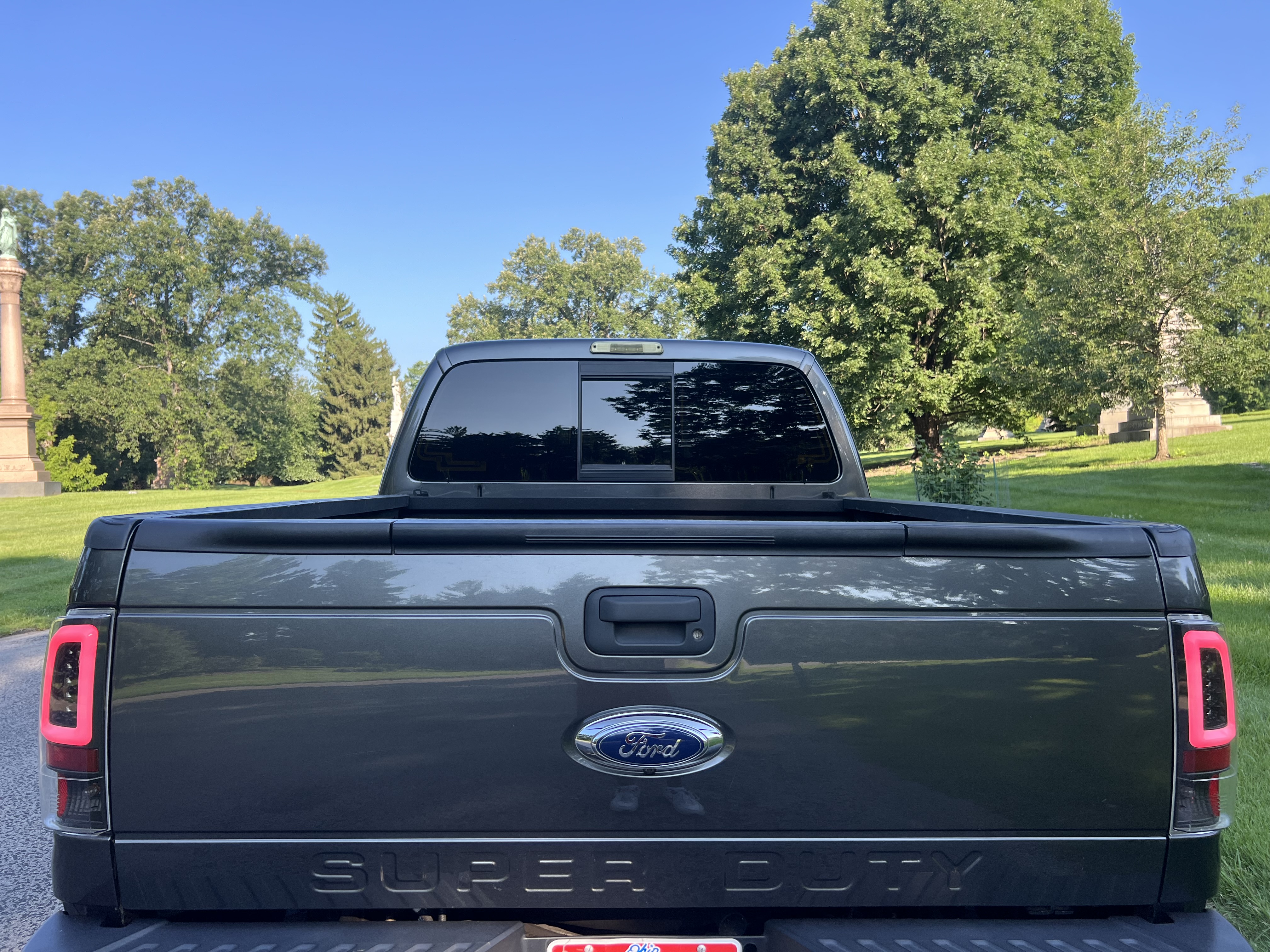 Used 2016 Ford F350 Lariat w/ Lariat Ultimate Package AWD/4WD image 41