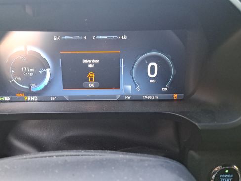 Used 2022 Ford F150 Lightning Lariat w/ Equipment Group 511A High image 4