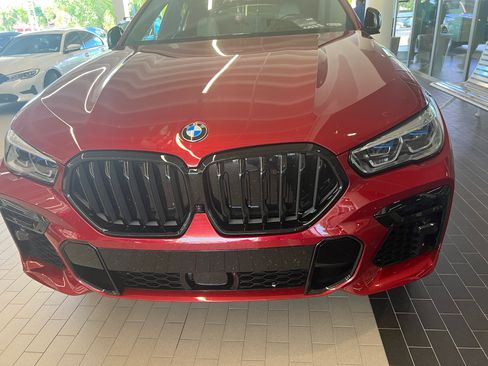 Used 2023 BMW X6 xDrive40i w/ Executive Package AWD/4WD image 2