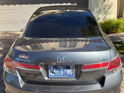 Used 2011 Honda Accord EX-L image 5