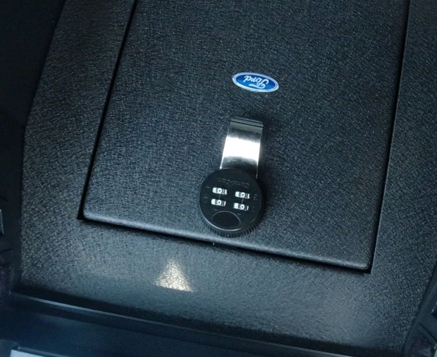Used 2020 Ford F450 Platinum w/ FX4 Off-Road Package AWD/4WD image 30