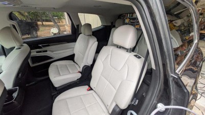 Used 2021 Kia Telluride EX w/ EX Premium Package FWD image 9