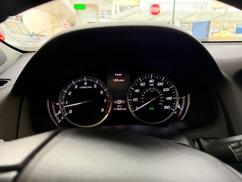 Used 2016 Acura TLX V6 SH-AWD w/ Technology Pkg image 2