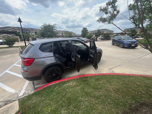 Used 2015 BMW X3 xDrive28i image 6