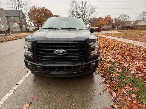 Used 2017 Ford F150 XL w/ Equipment Group 101A Mid image 6