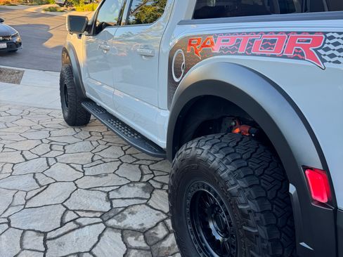 Used 2023 Ford F150 Raptor image 4