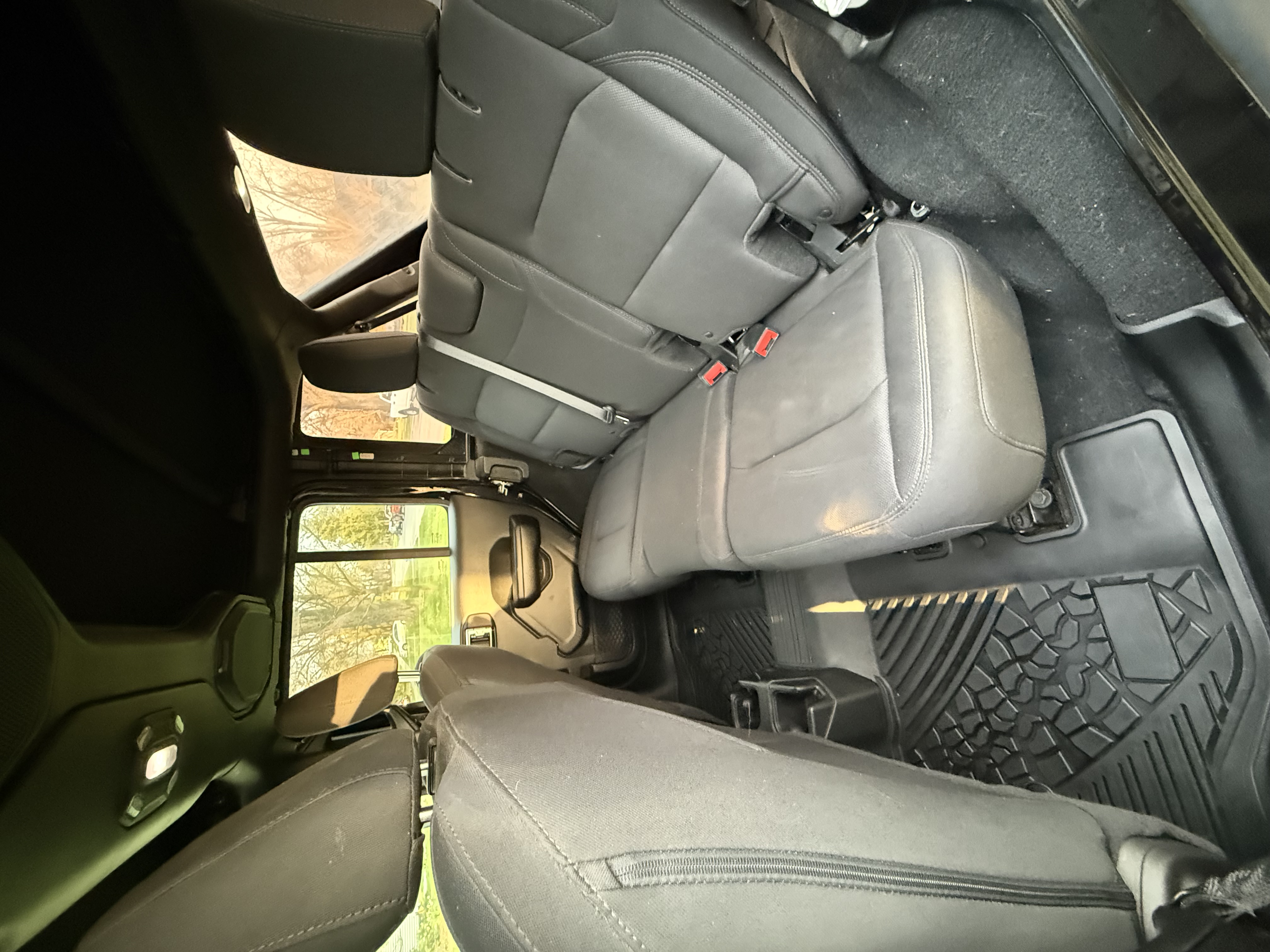 Used 2018 Jeep Wrangler Unlimited Sport S AWD/4WD image 5