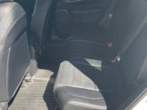 Used 2018 Honda CR-V Touring image 10