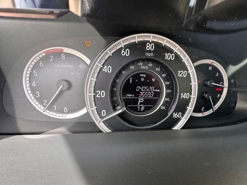 Used 2016 Honda Accord EX image 5