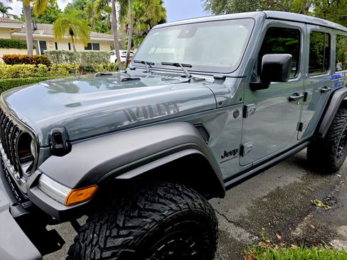 Used 2024 Jeep Wrangler Unlimited Sport AWD/4WD image 22