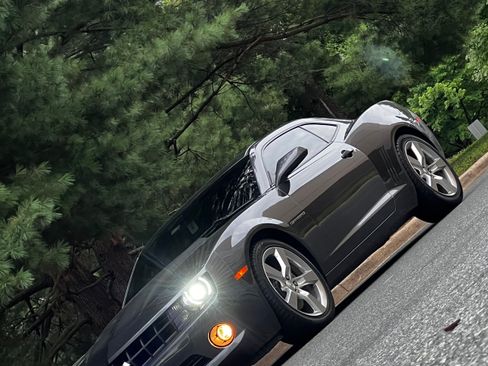 Used 2011 Chevrolet Camaro LT w/ RS Package RWD image 6