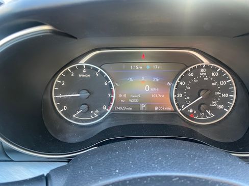 Used 2018 Nissan Maxima 3.5 SV image 7