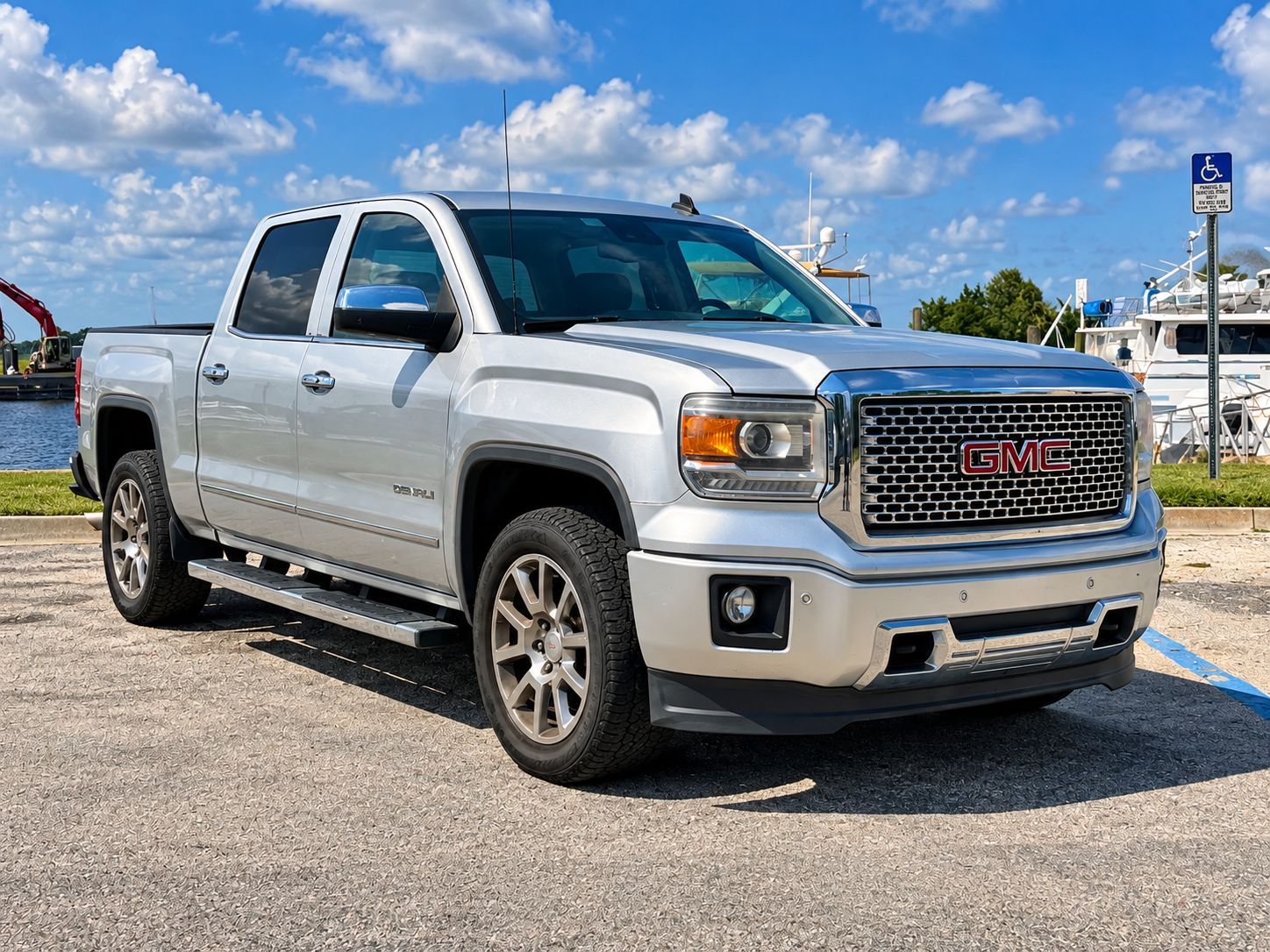 Used 2014 GMC Sierra 1500 Denali w/ Driver Alert Package AWD/4WD image 1