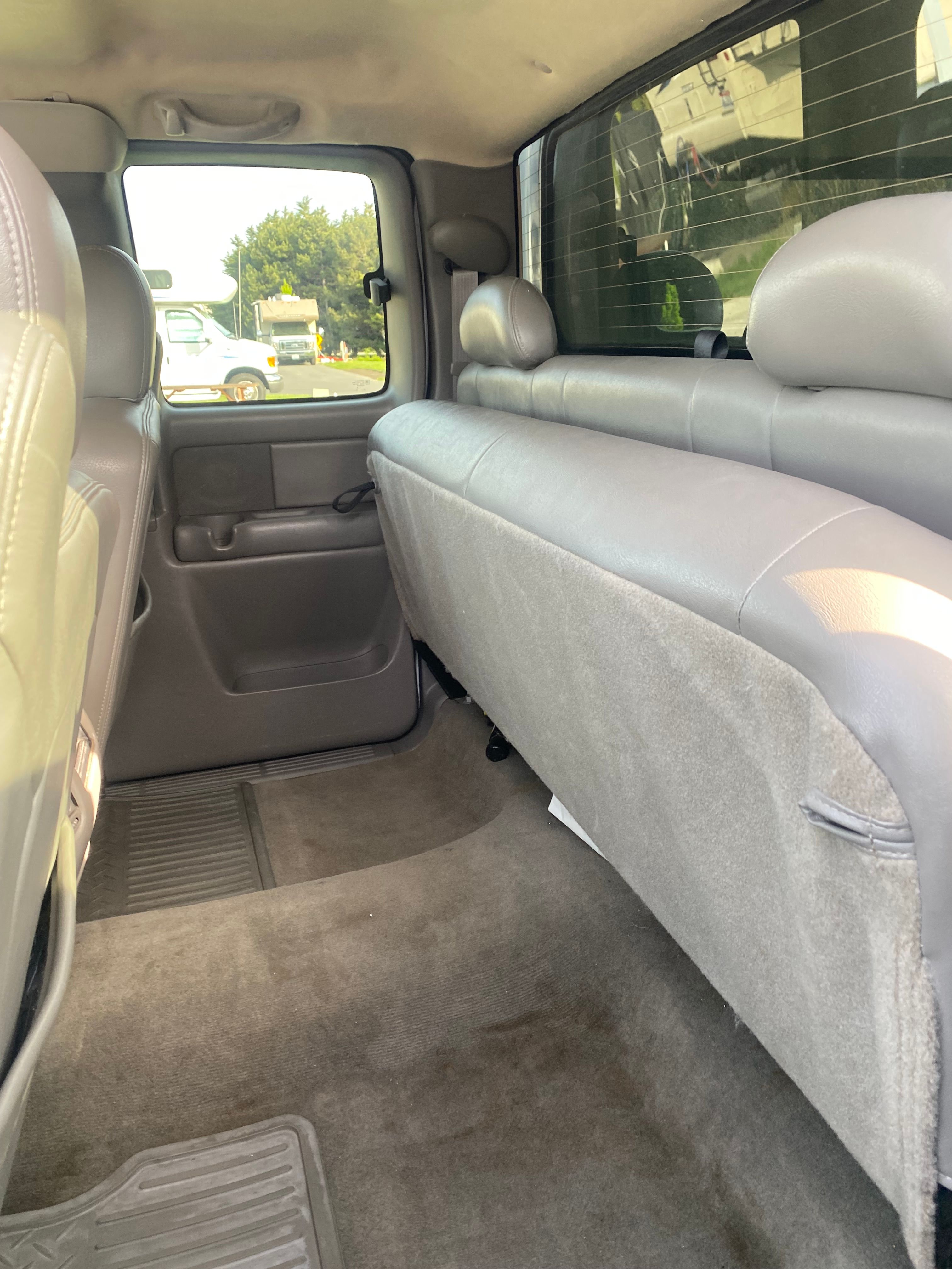 Used 2004 GMC Sierra 1500 SLT w/ Light Duty Power Package AWD/4WD image 6